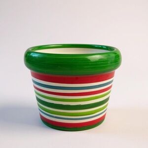 Festive Flower Pot - Holiday Decor Delight